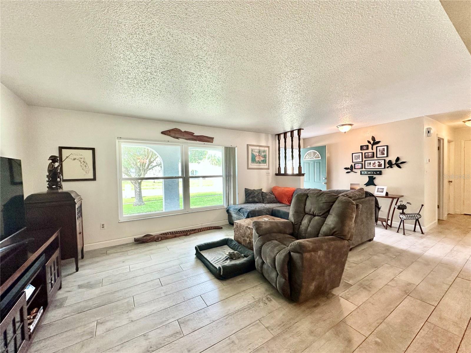 Image 3 of 26 For 8262 Deming Drive