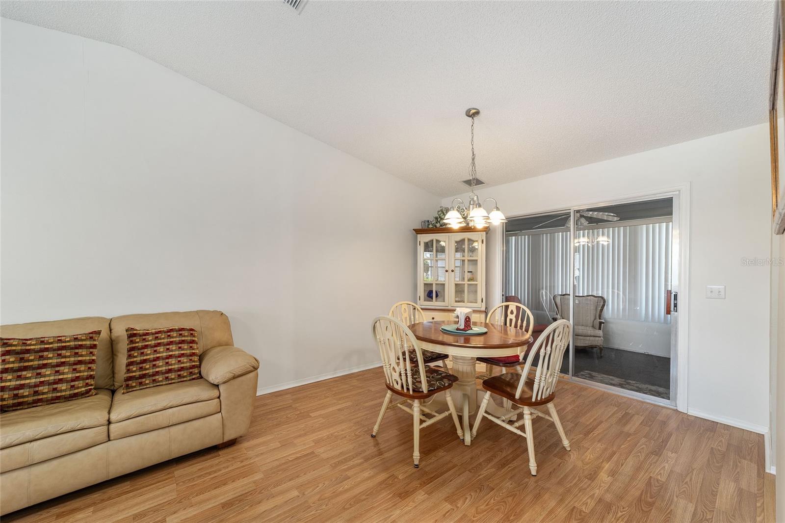 Image 14 of 43 For 435 Santa Clara Circle