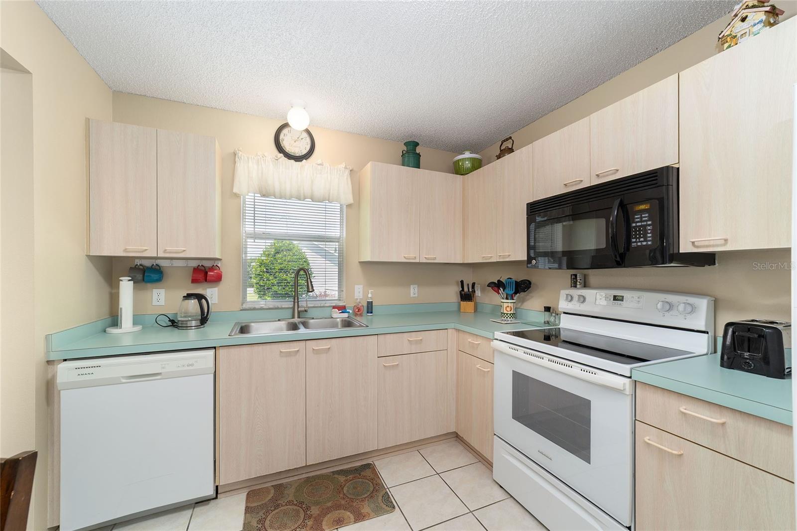 Image 19 of 43 For 435 Santa Clara Circle