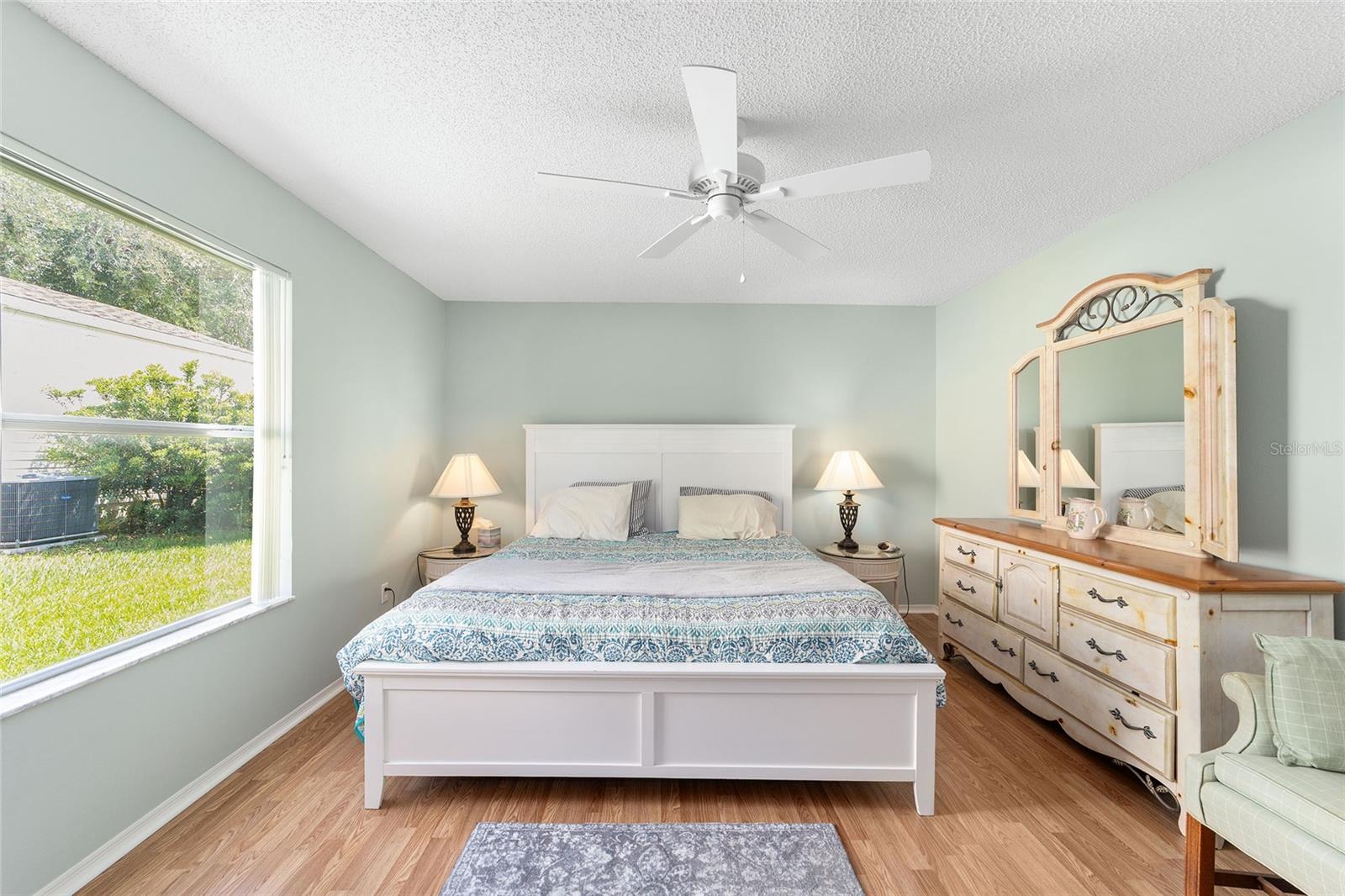 Image 23 of 43 For 435 Santa Clara Circle