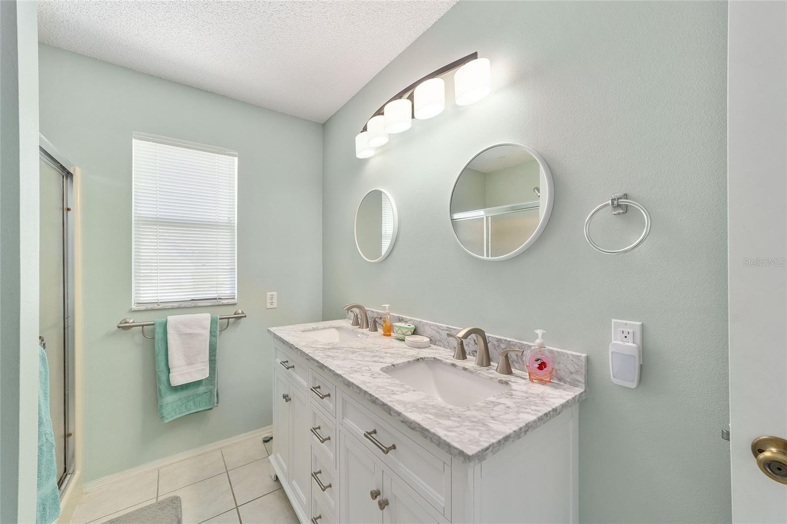 Image 28 of 43 For 435 Santa Clara Circle