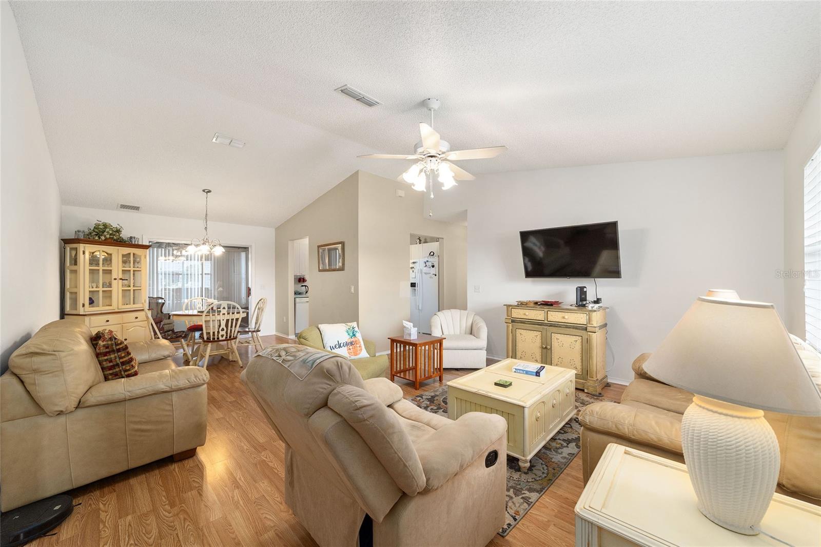 Image 8 of 43 For 435 Santa Clara Circle