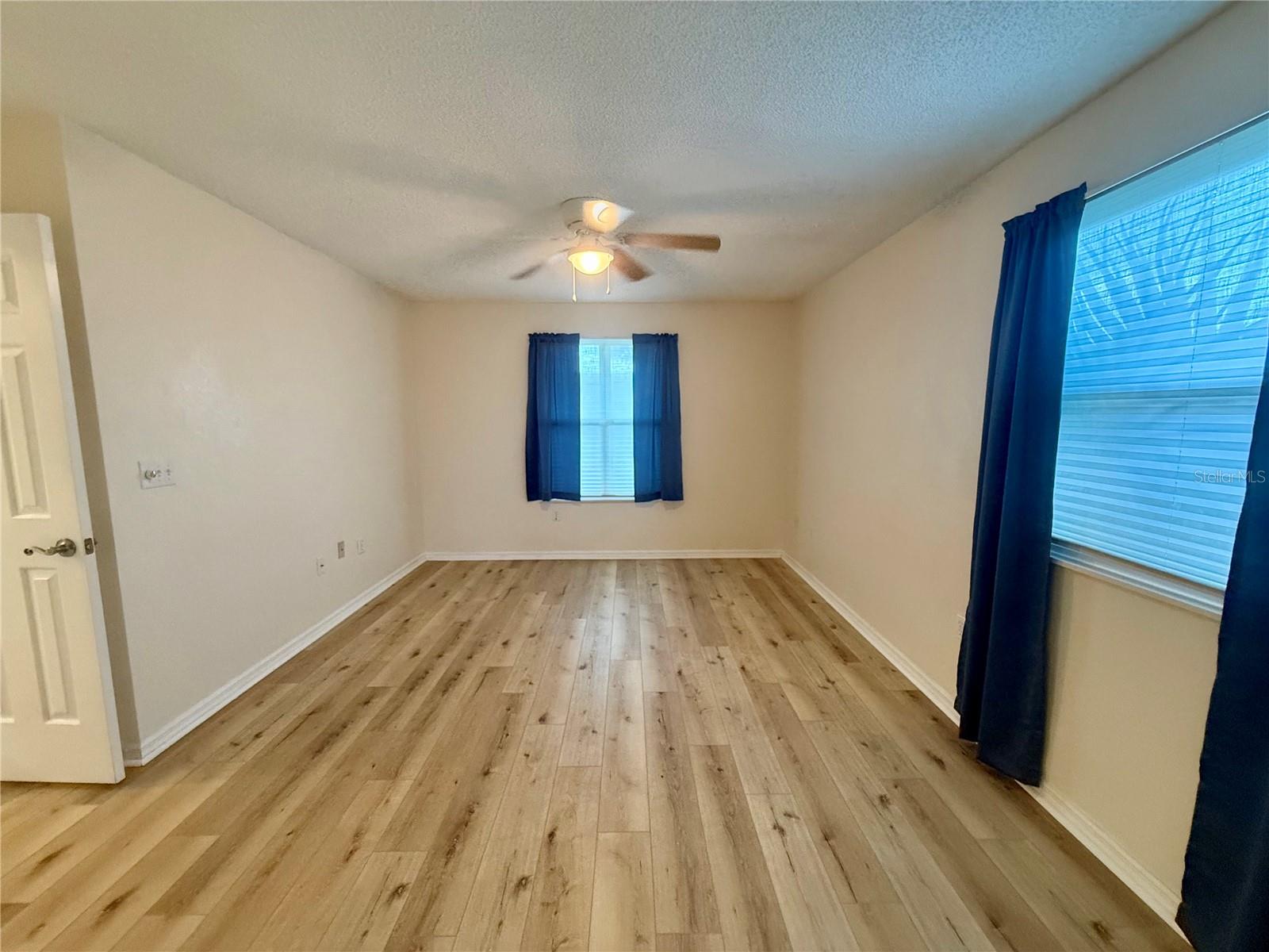 Image 18 of 40 For 8287 116th St Street