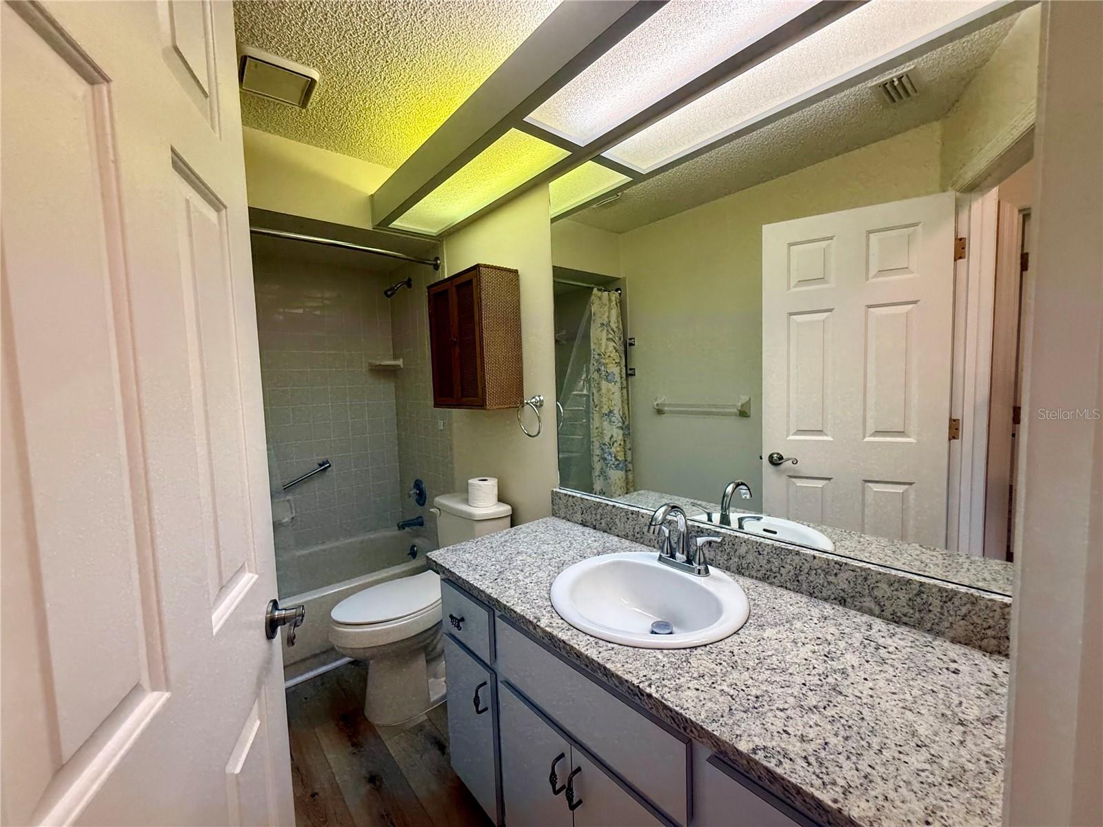 Image 23 of 40 For 8287 116th St Street