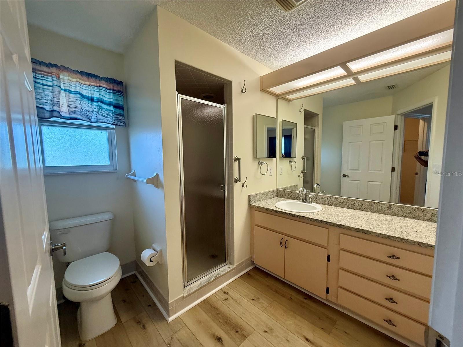 Image 28 of 40 For 8287 116th St Street