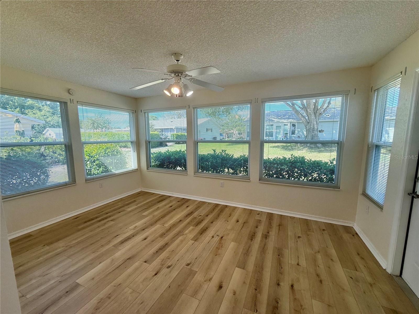 Image 33 of 40 For 8287 116th St Street