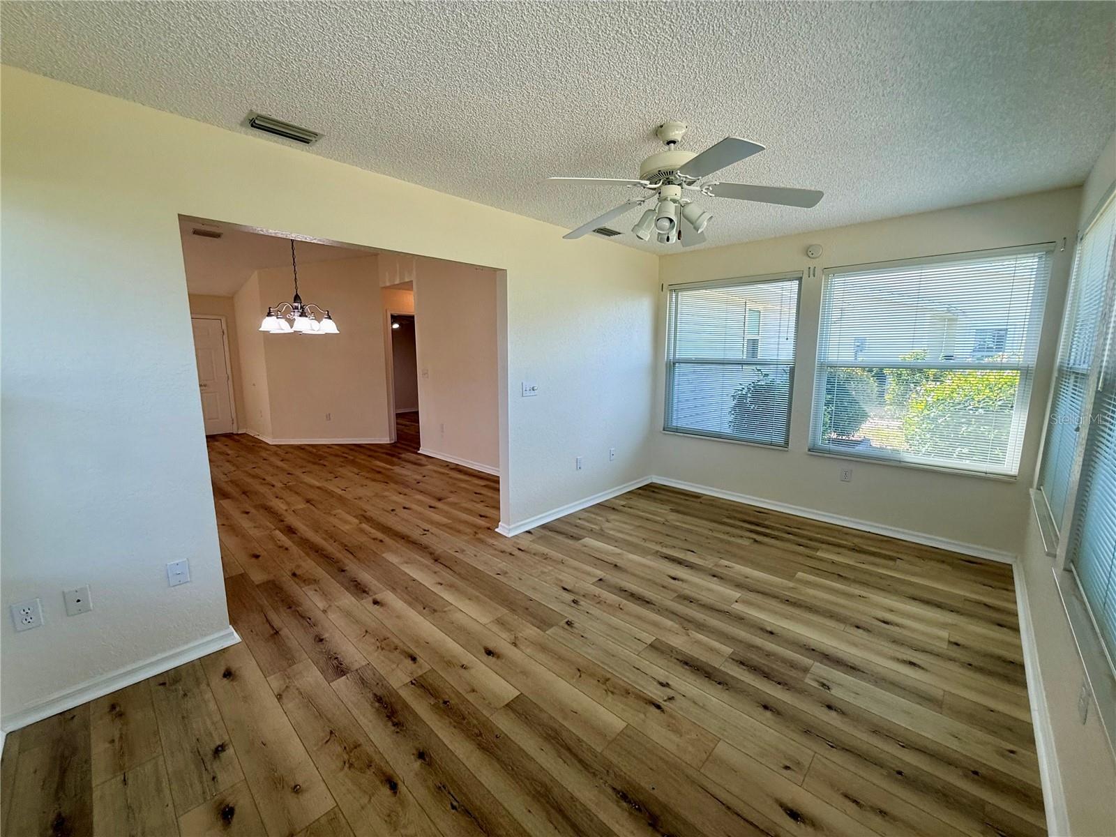 Image 34 of 40 For 8287 116th St Street