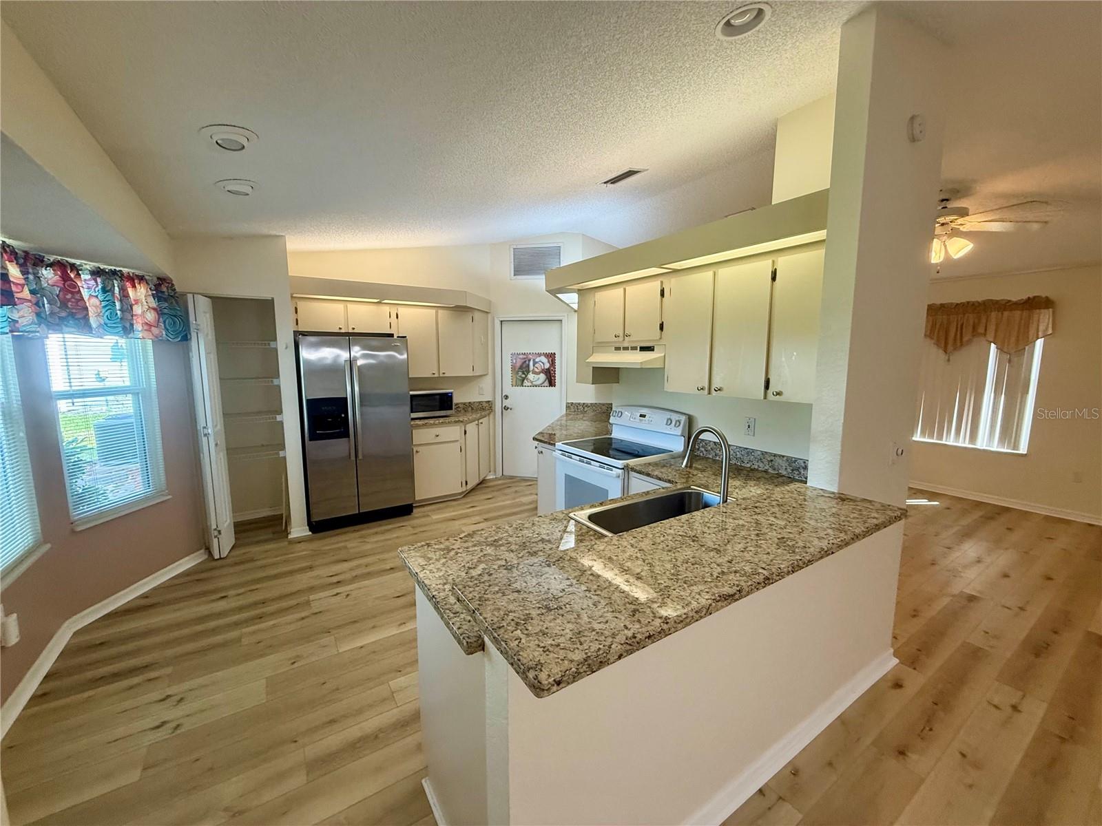 Image 7 of 40 For 8287 116th St Street