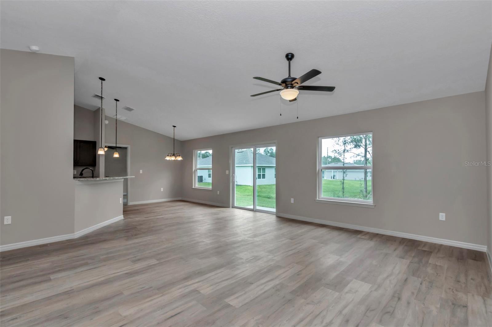 Image 5 of 29 For 6781 47th Avenue