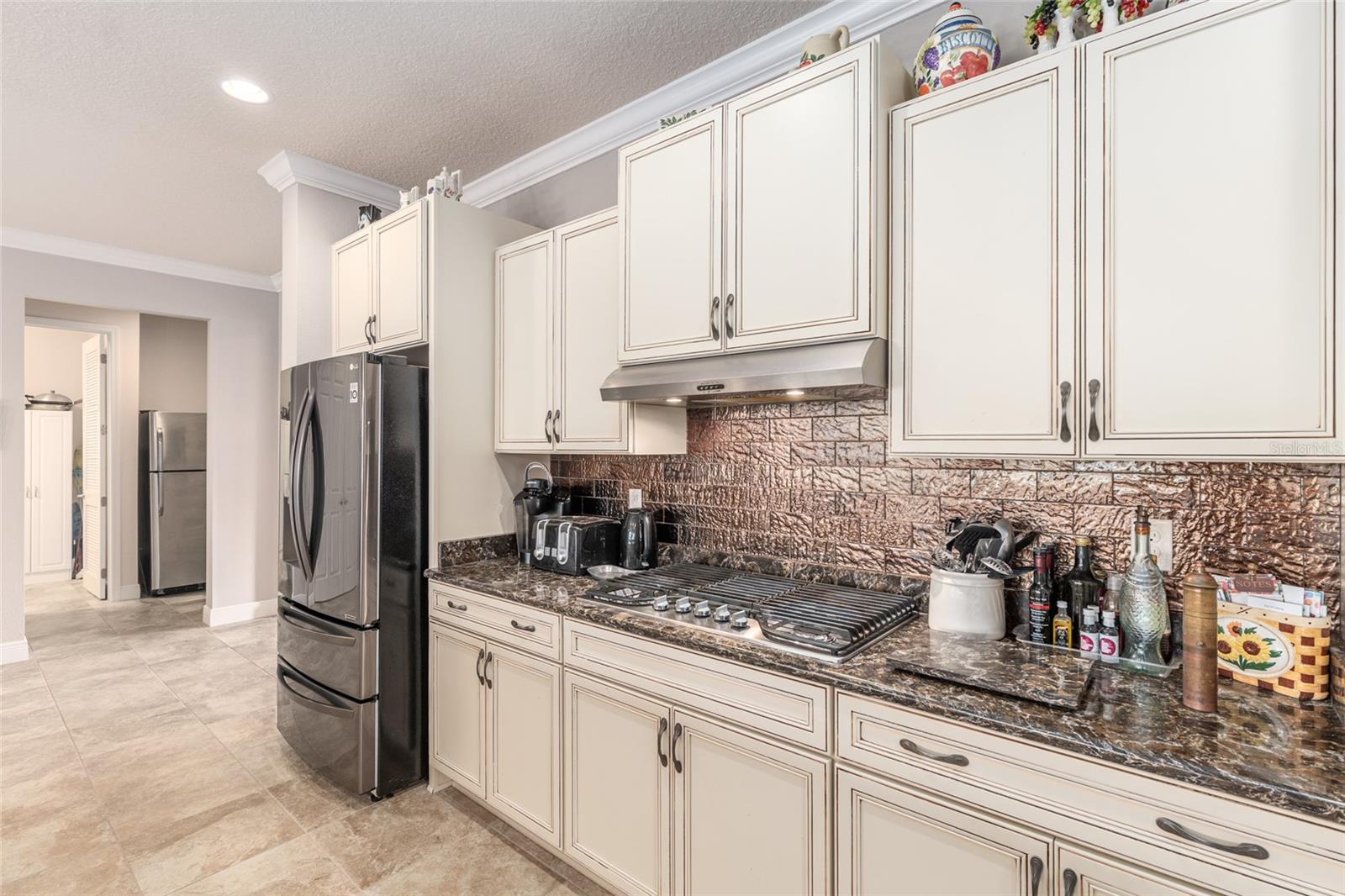 Image 21 of 66 For 8703 94th Circle