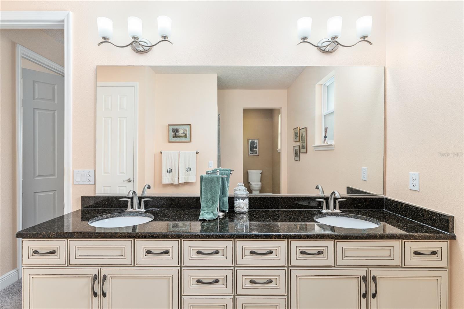 Image 31 of 66 For 8703 94th Circle