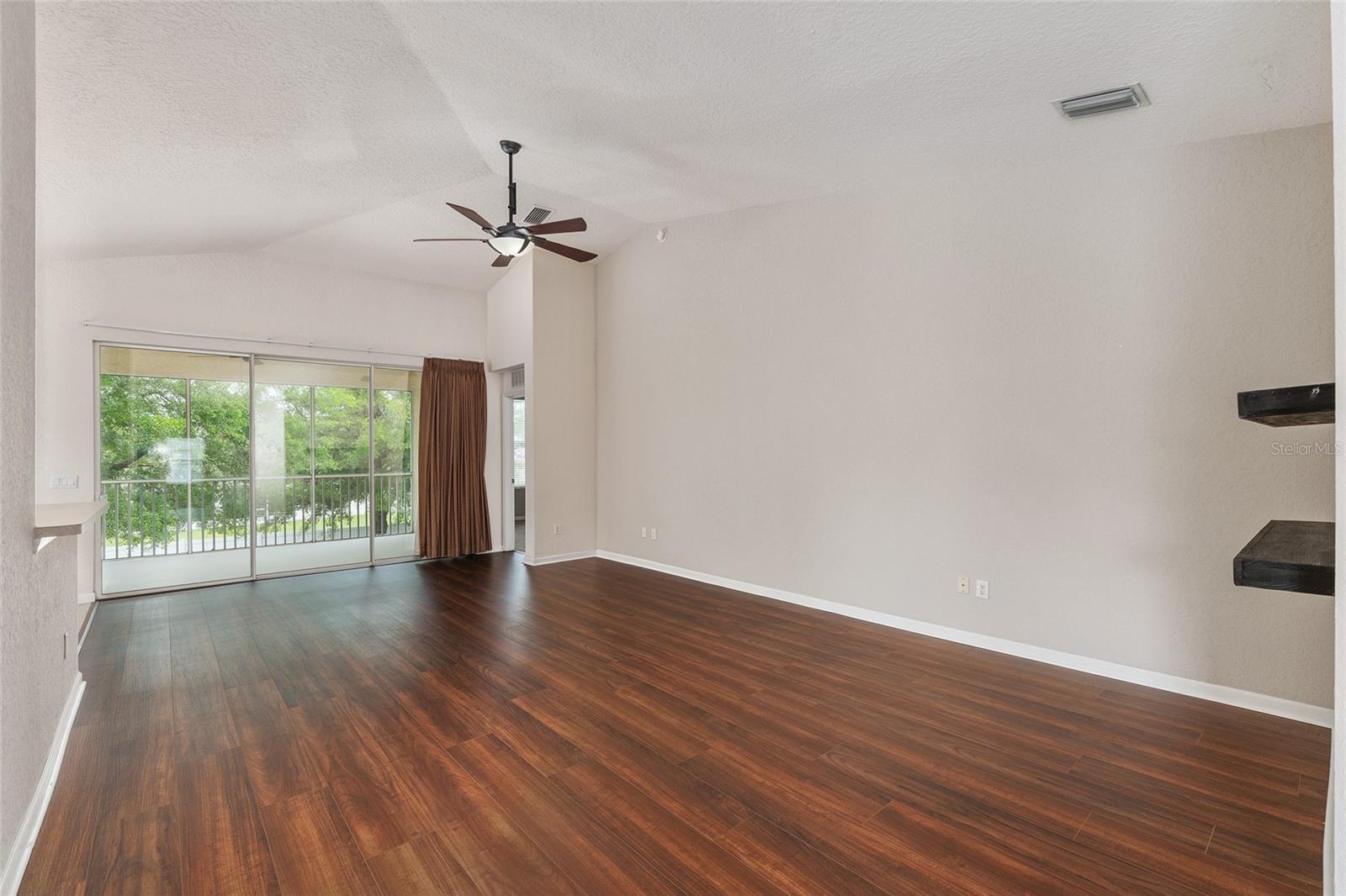 Image 14 of 51 For 4570 52nd Circle 102