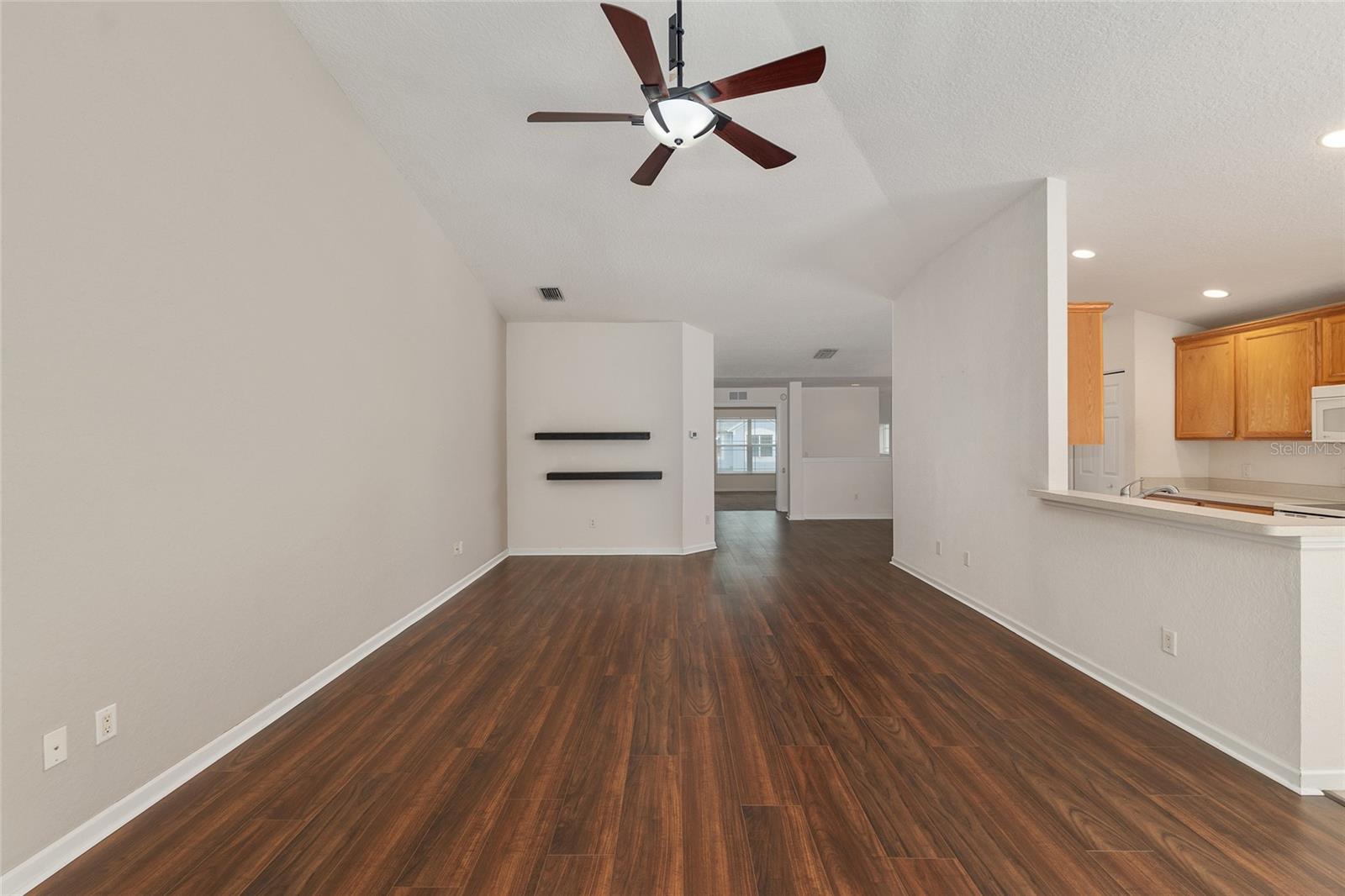 Image 19 of 51 For 4570 52nd Circle 102