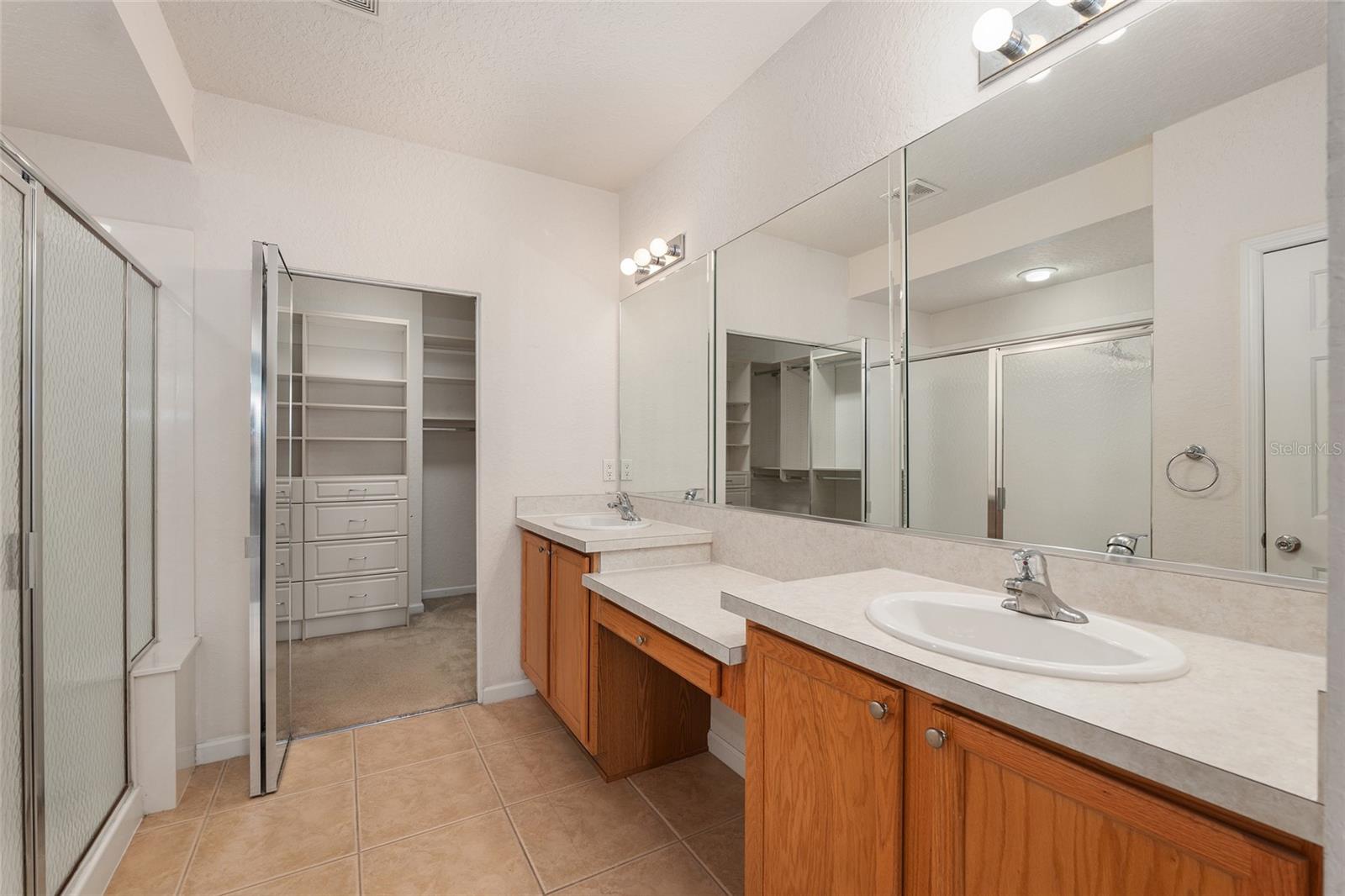 Image 33 of 51 For 4570 52nd Circle 102