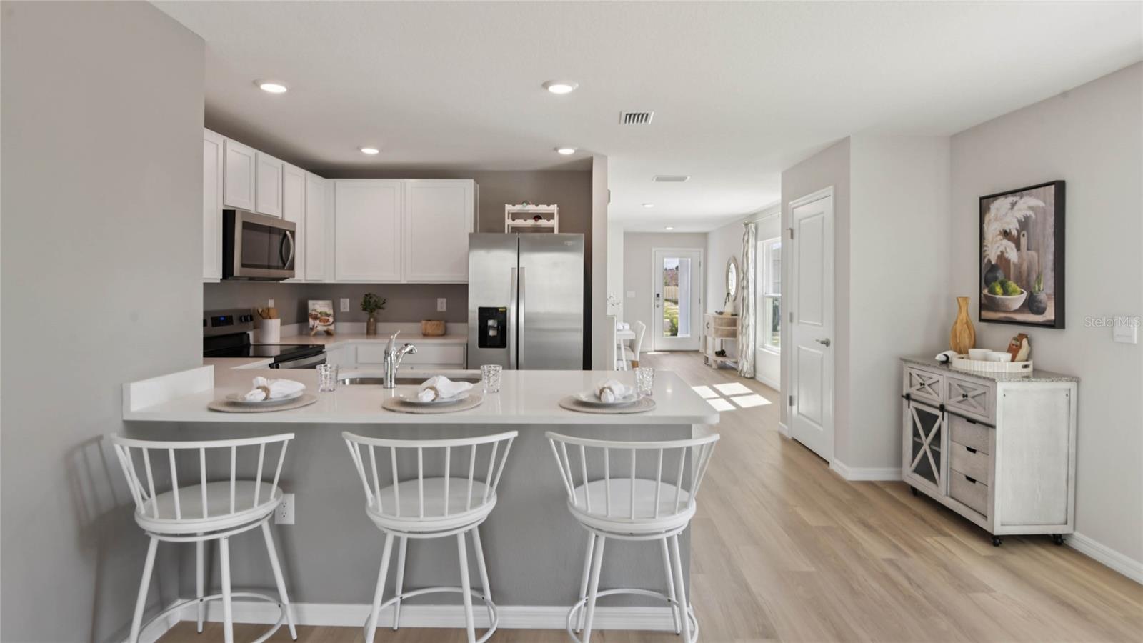 Listing photo id 5 for 10568 Tucker Road