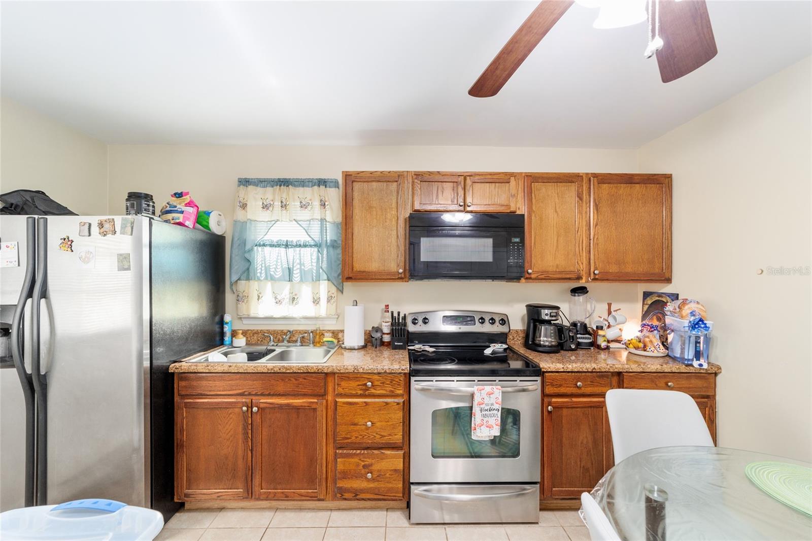 Image 43 of 51 For 20693 Walnut Street