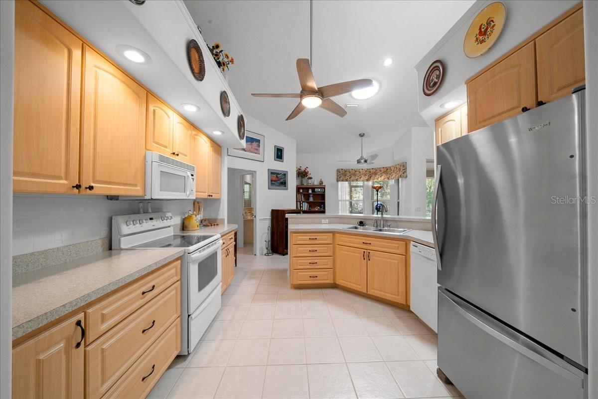 Image 30 of 69 For 8859 Amboy Drive