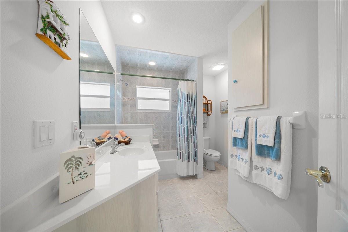 Image 37 of 69 For 8859 Amboy Drive