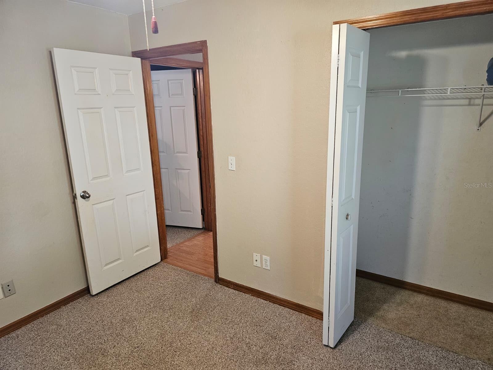 Image 15 of 33 For 11970 74th Terrace