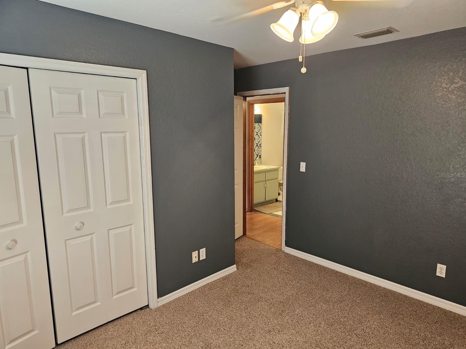 Image 18 of 33 For 11970 74th Terrace