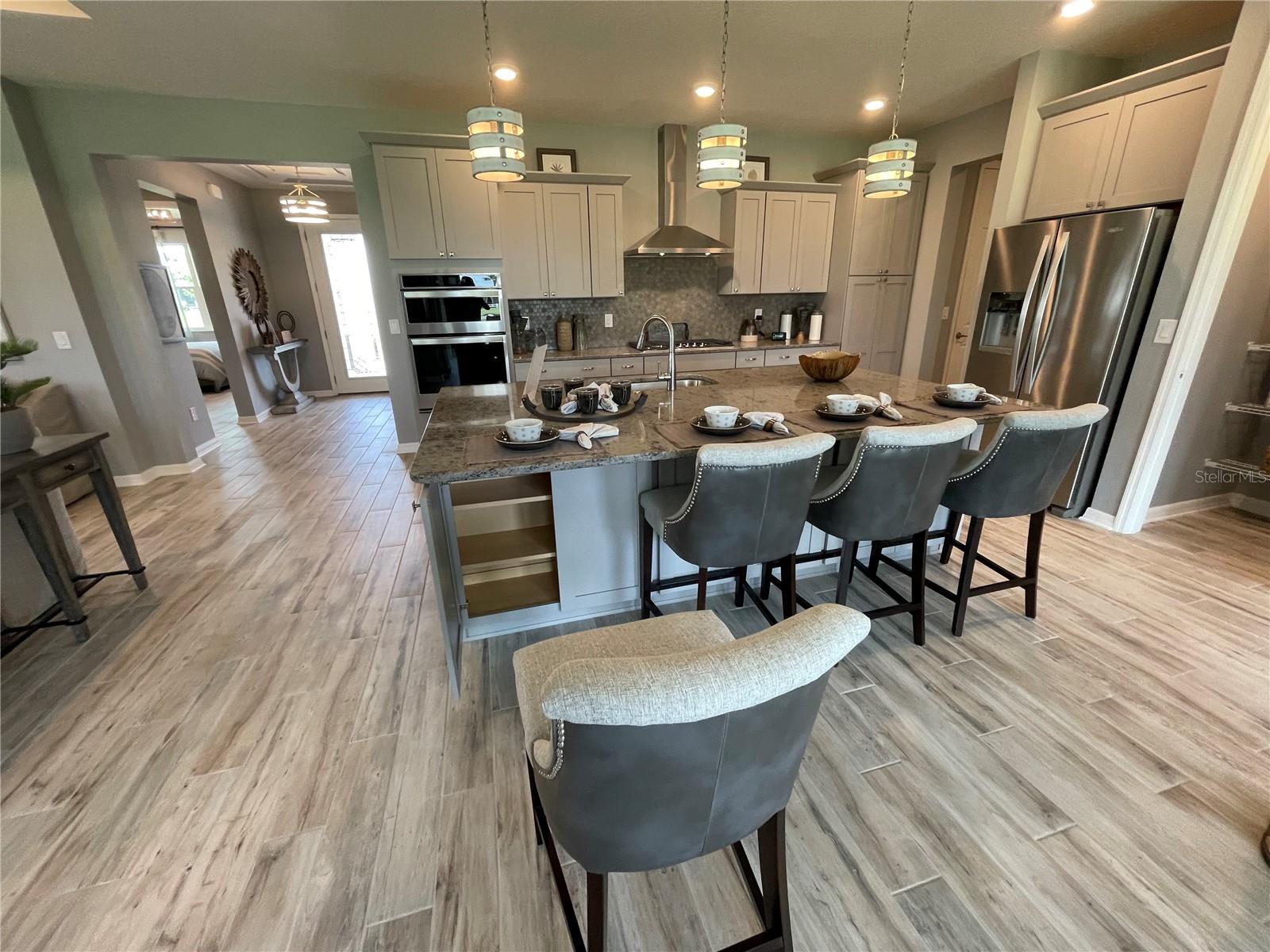 Image 3 of 4 For 9152 85th Place