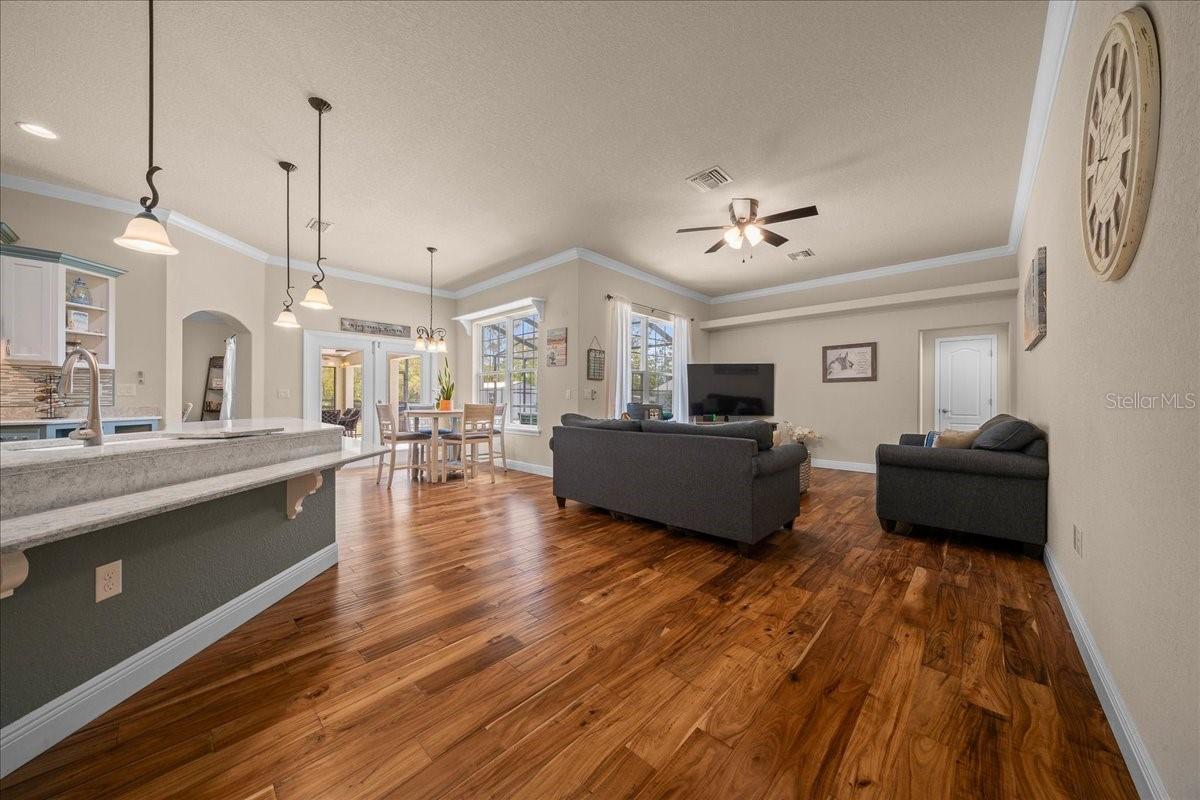 Image 15 of 61 For 5400 Yearling Drive