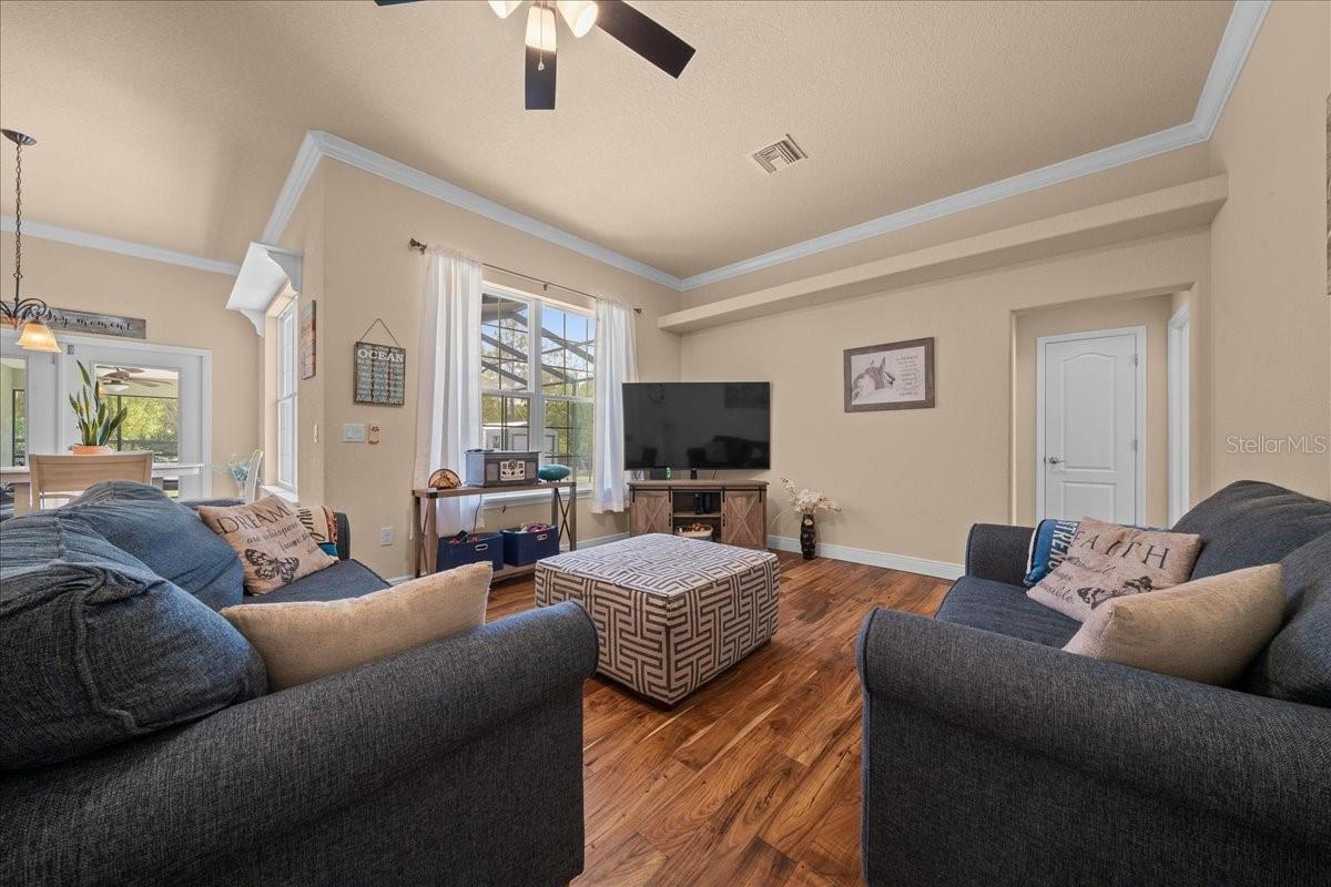 Image 16 of 61 For 5400 Yearling Drive