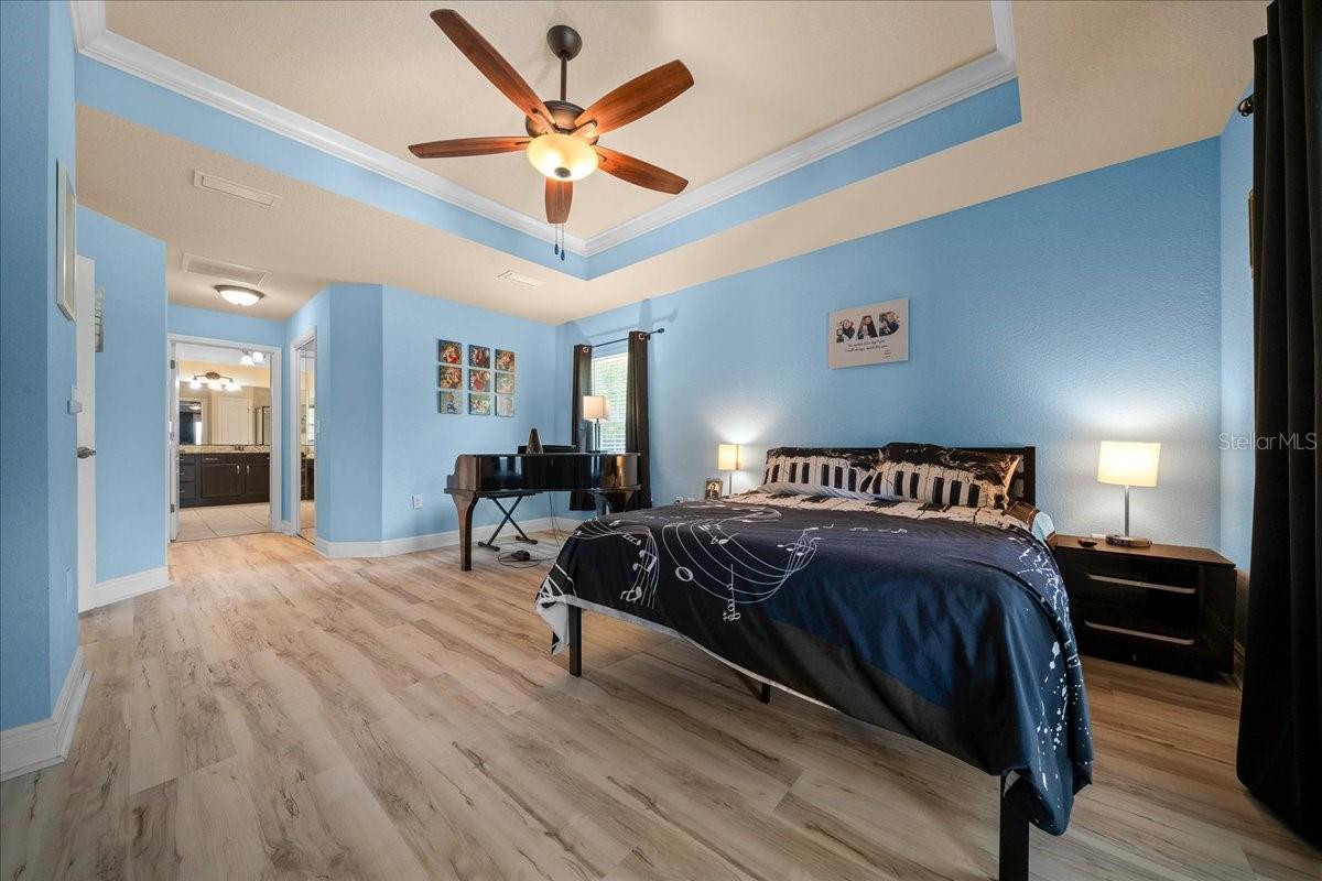 Image 18 of 61 For 5400 Yearling Drive