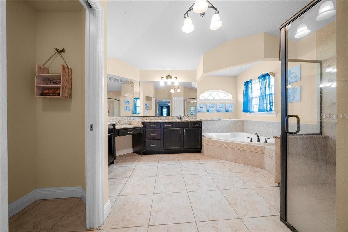 Image 20 of 61 For 5400 Yearling Drive