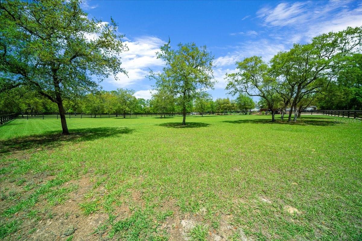 Image 47 of 61 For 5400 Yearling Drive