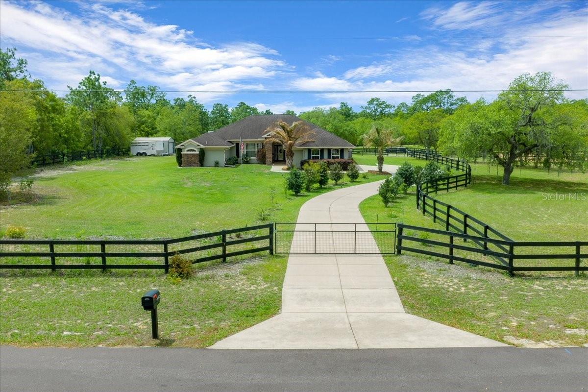 Image 51 of 61 For 5400 Yearling Drive