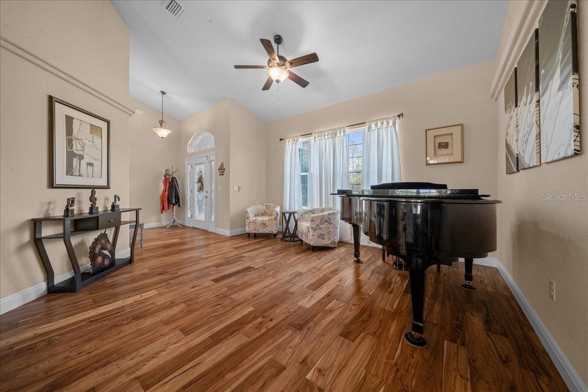 Image 8 of 61 For 5400 Yearling Drive