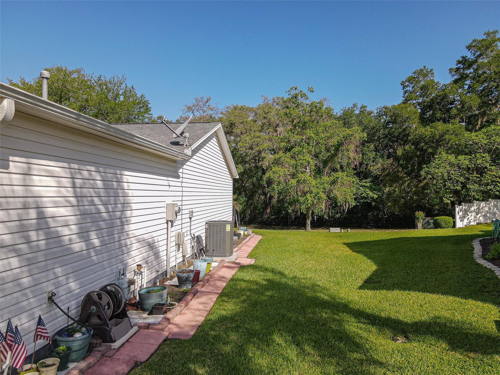 Image 41 of 59 For 16852 96th Chapelwood Circle