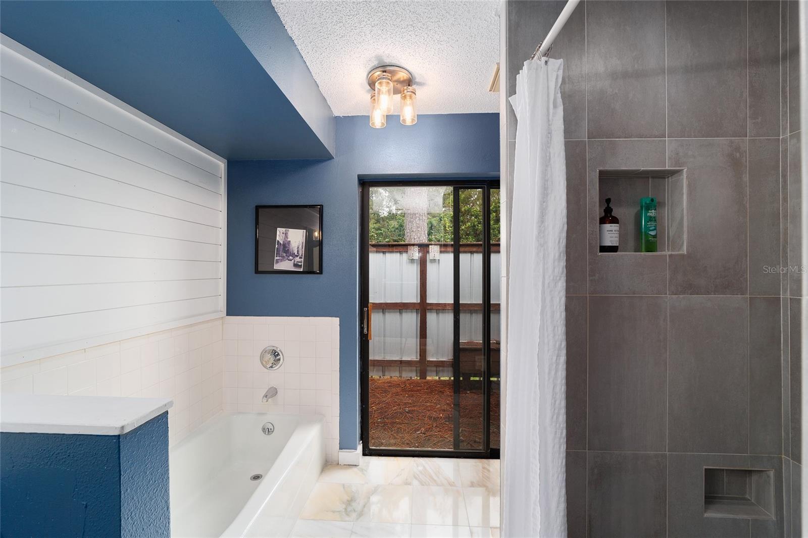 Image 21 of 30 For 8185 48th Lane