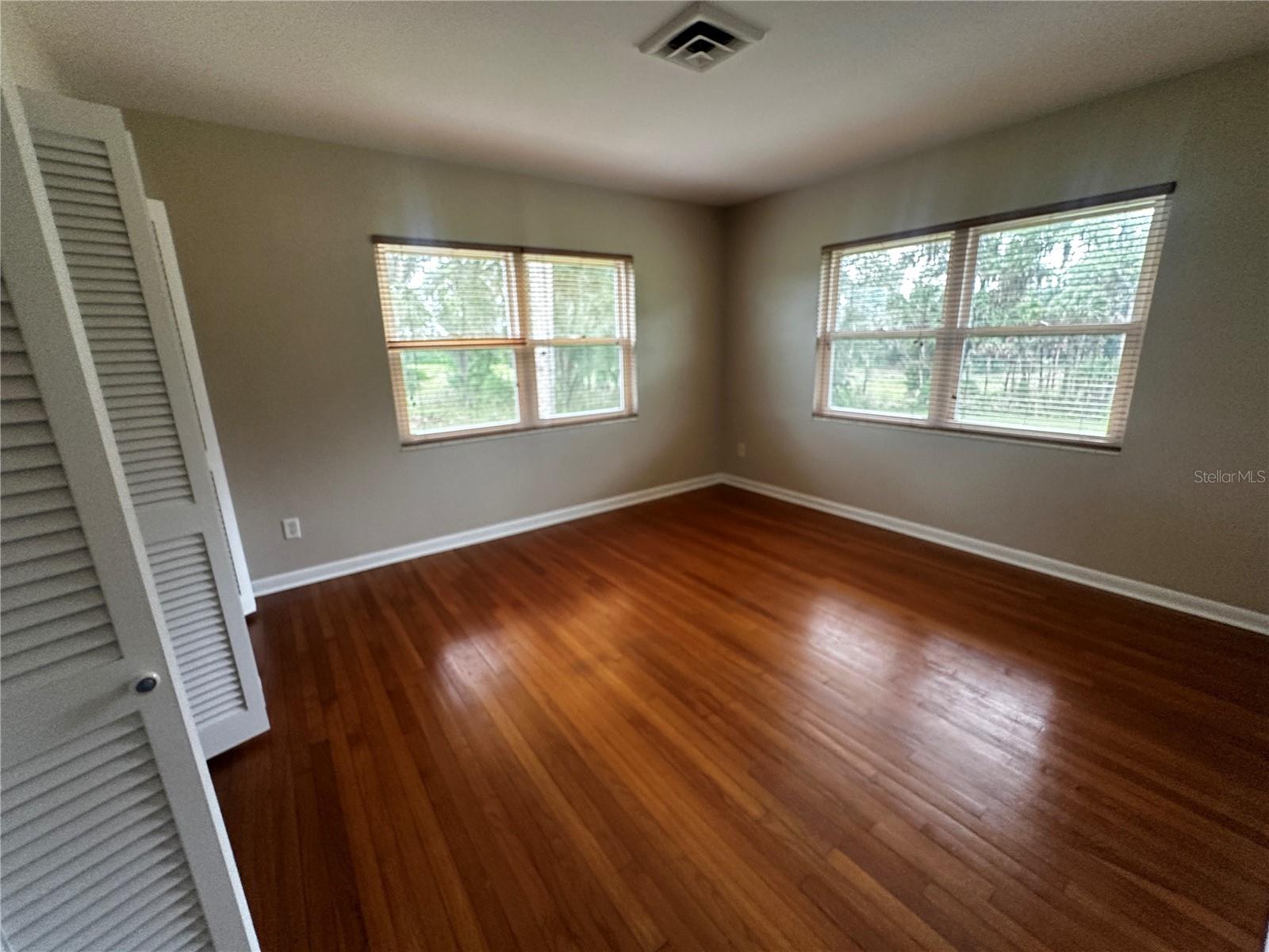 Image 5 of 9 For 510 28th Street