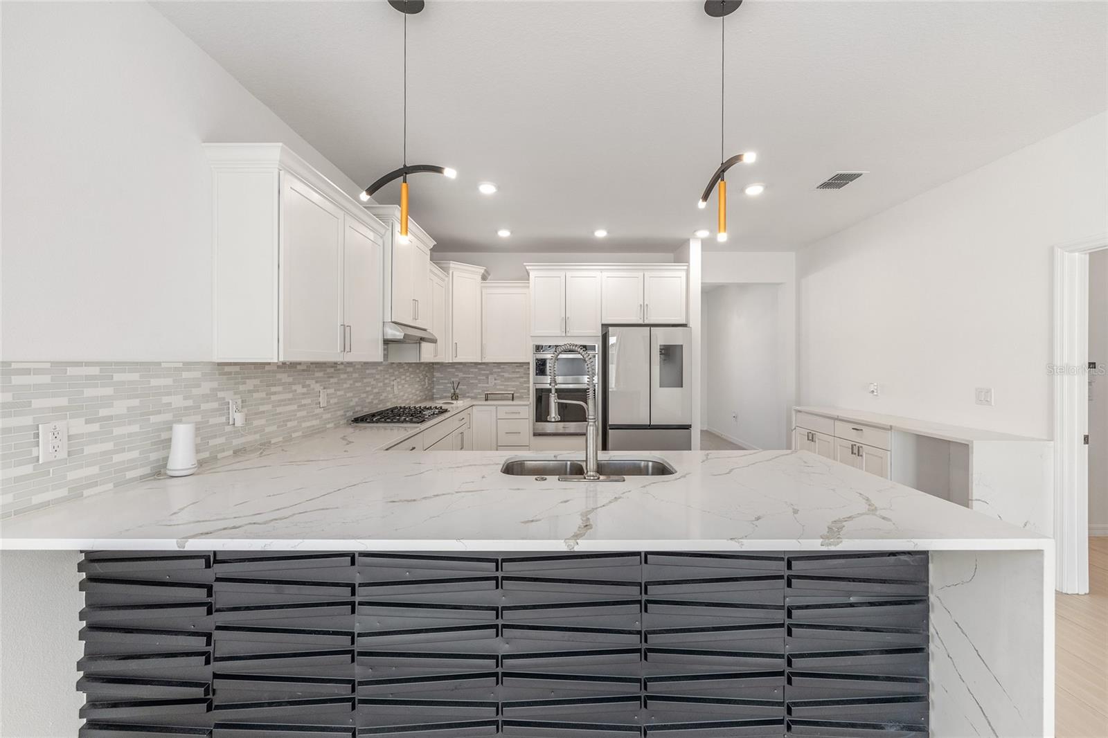 Image 39 of 65 For 6366 77th Avenue