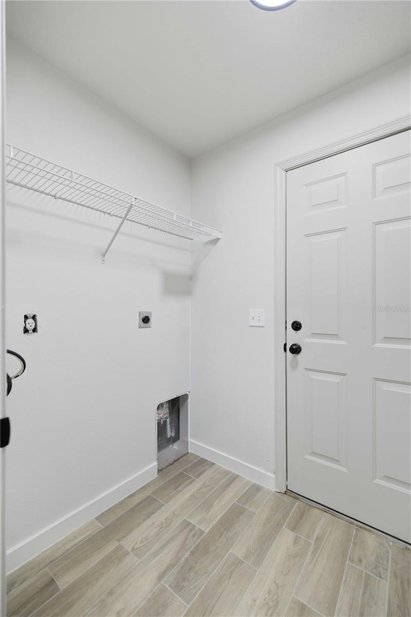 Image 12 of 19 For 712 26th Street