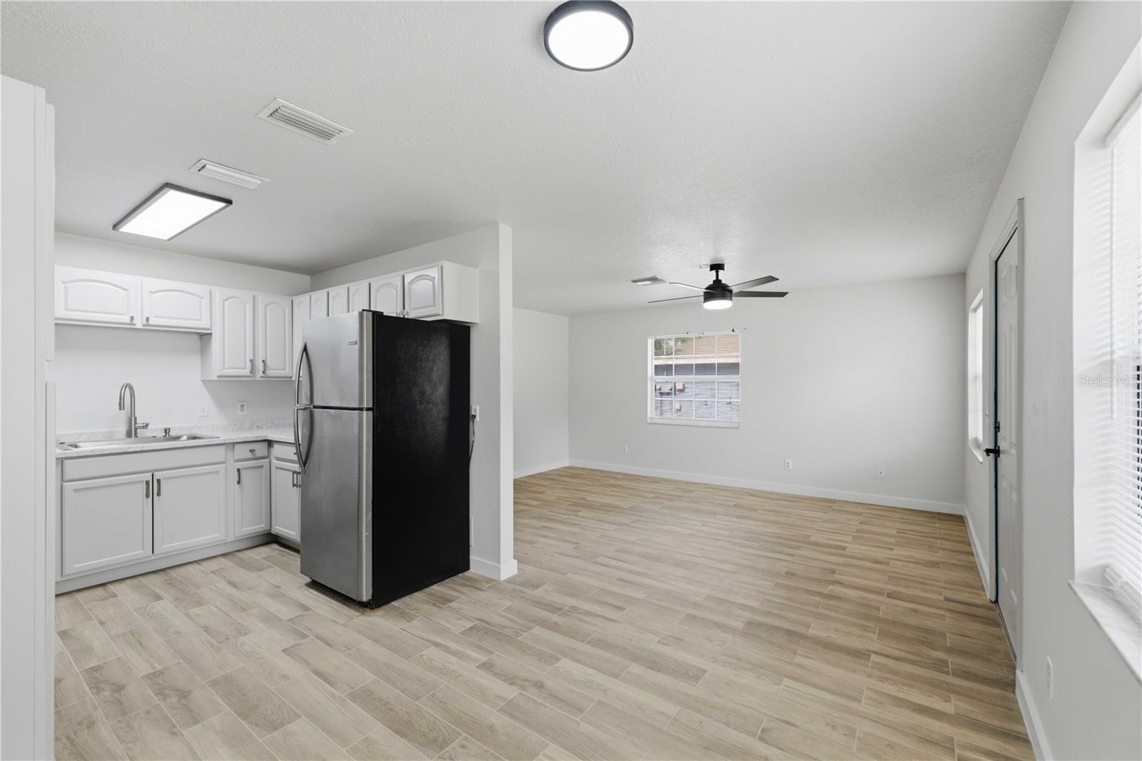 Image 6 of 19 For 712 26th Street