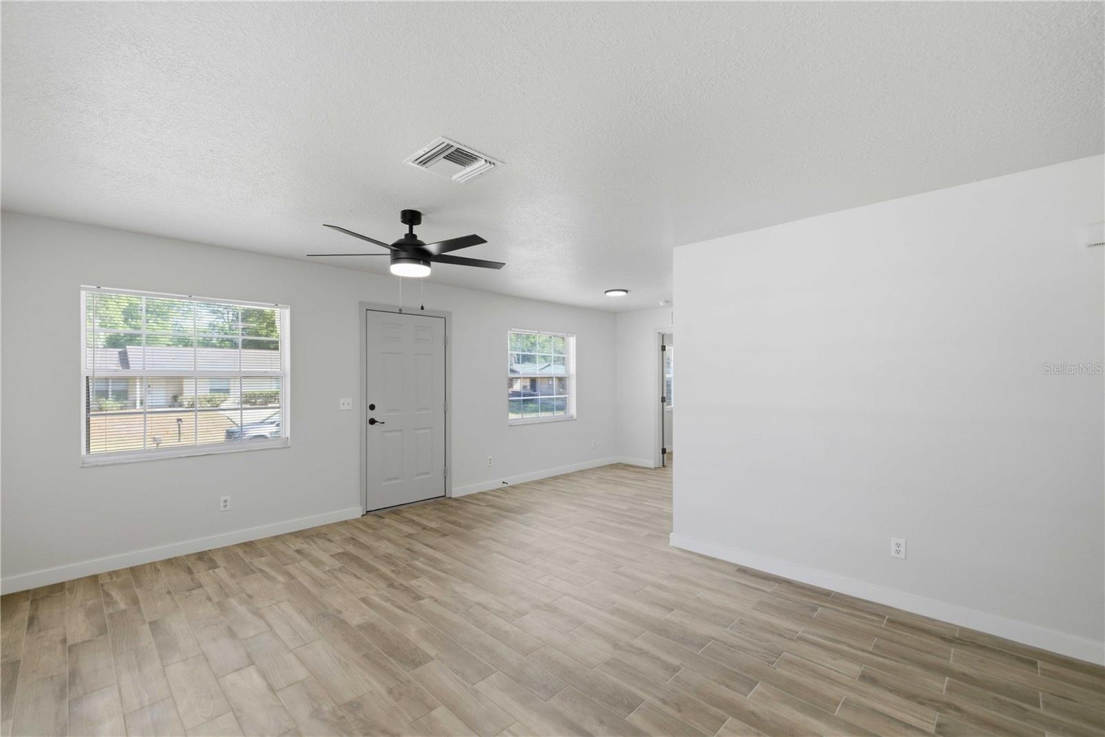 Image 8 of 19 For 712 26th Street