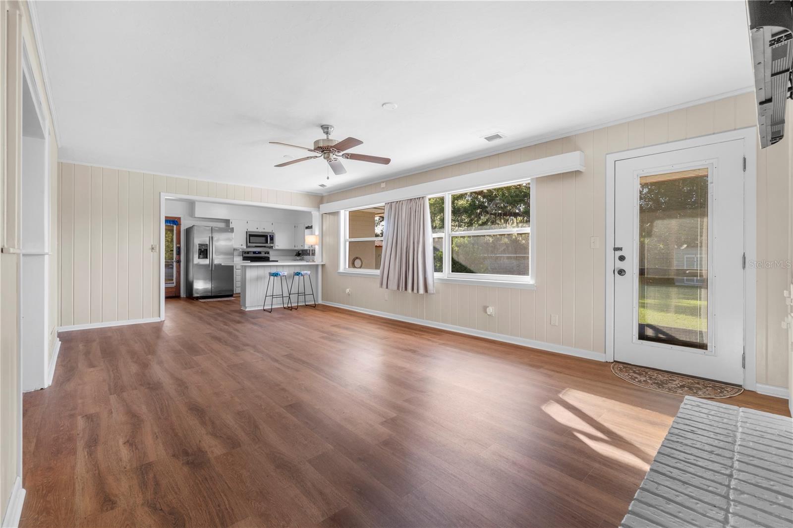 Image 16 of 41 For 3321 2nd Street