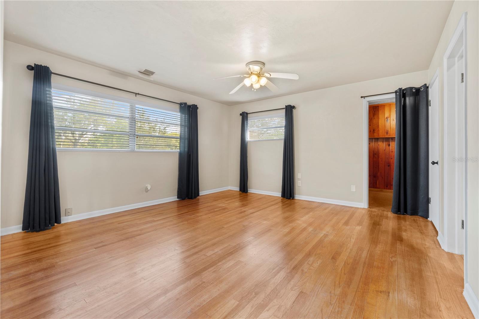 Image 24 of 41 For 3321 2nd Street