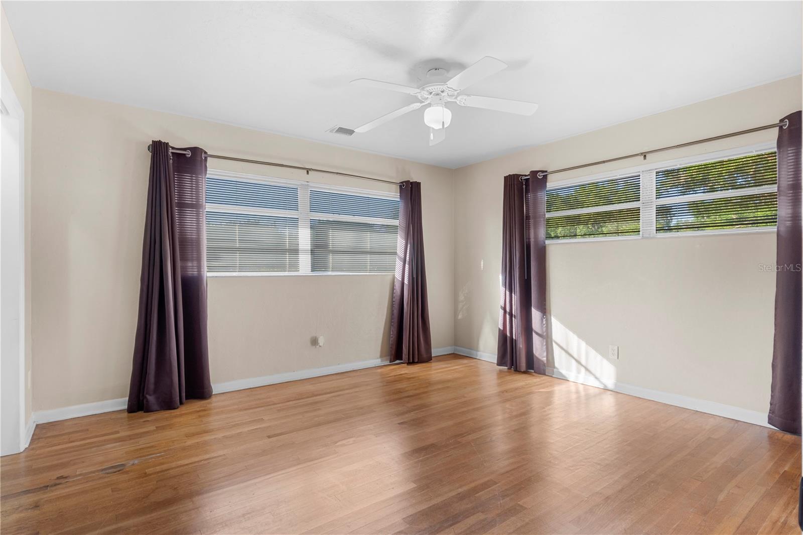 Image 26 of 41 For 3321 2nd Street