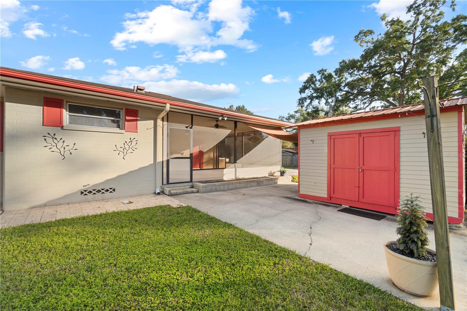 Image 5 of 41 For 3321 2nd Street