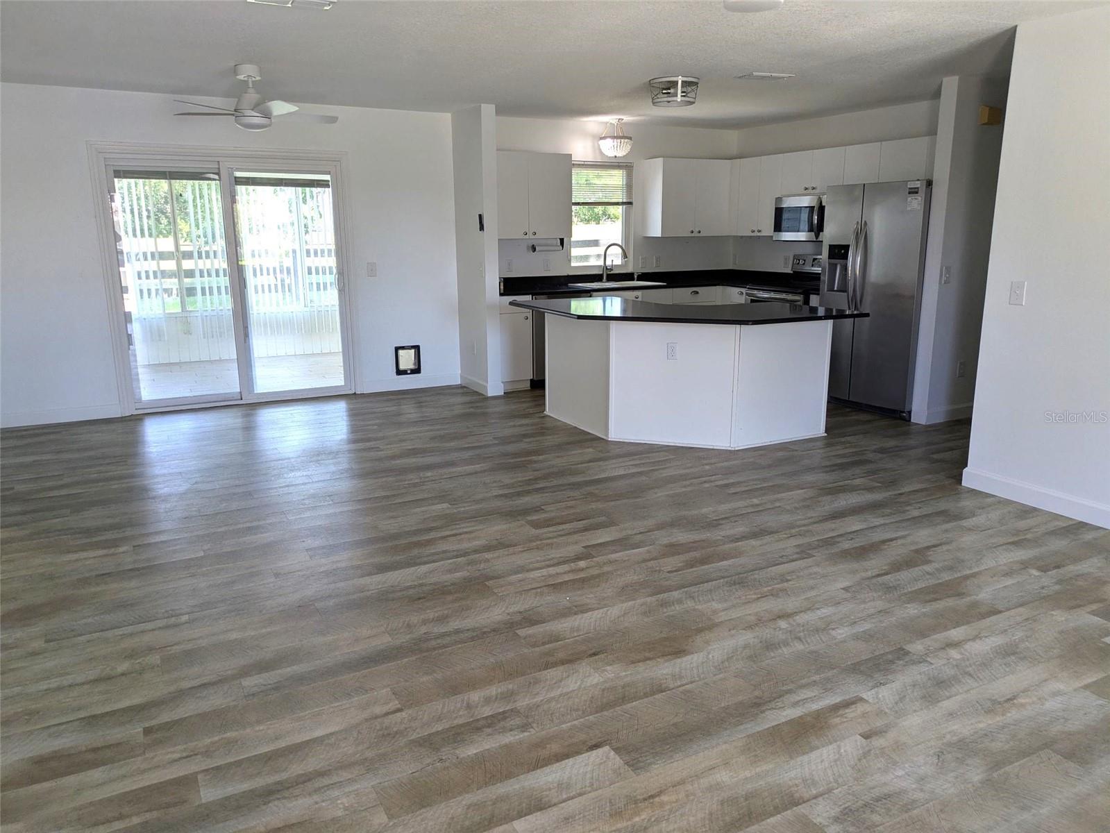 Image 3 of 27 For 419 Santa Clara Circle