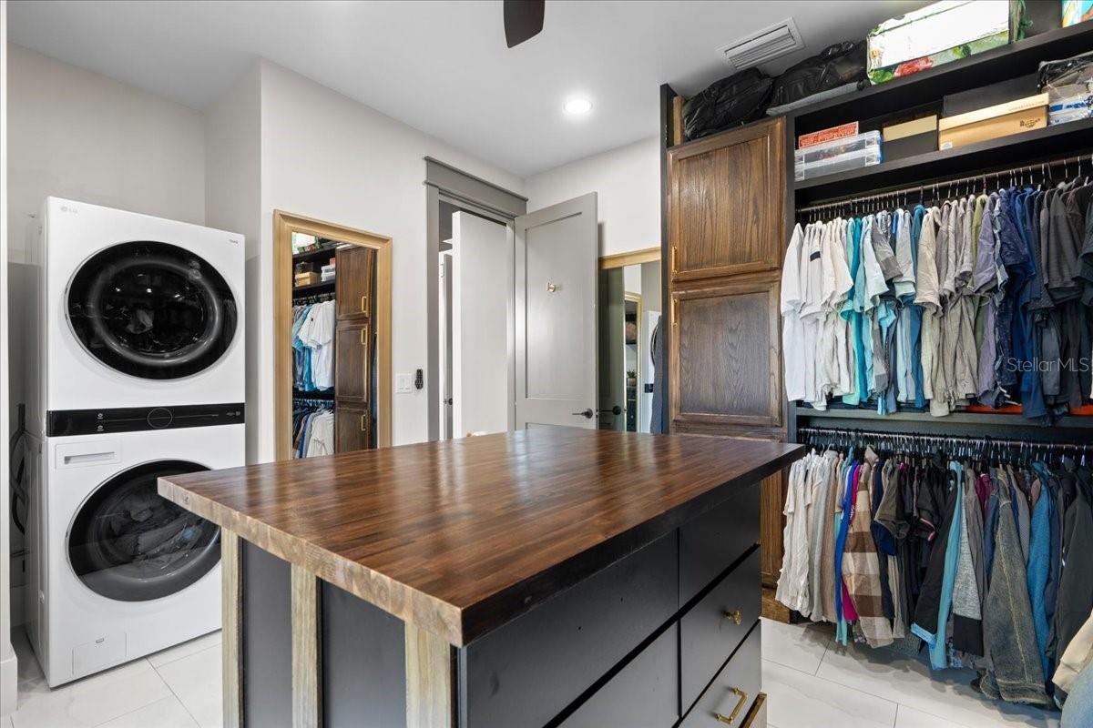 Image 29 of 77 For 3888 140th Avenue