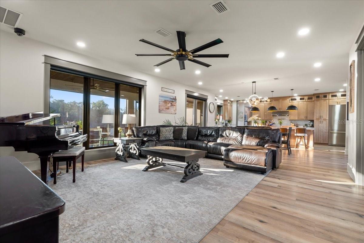 Image 4 of 77 For 3888 140th Avenue