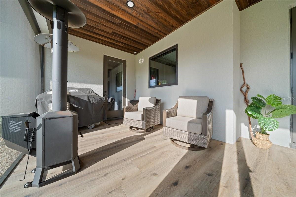 Image 47 of 77 For 3888 140th Avenue