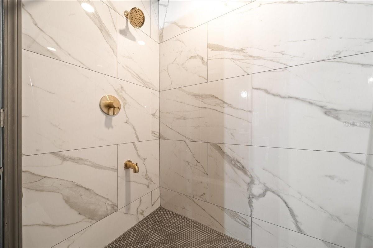 Image 61 of 77 For 3888 140th Avenue