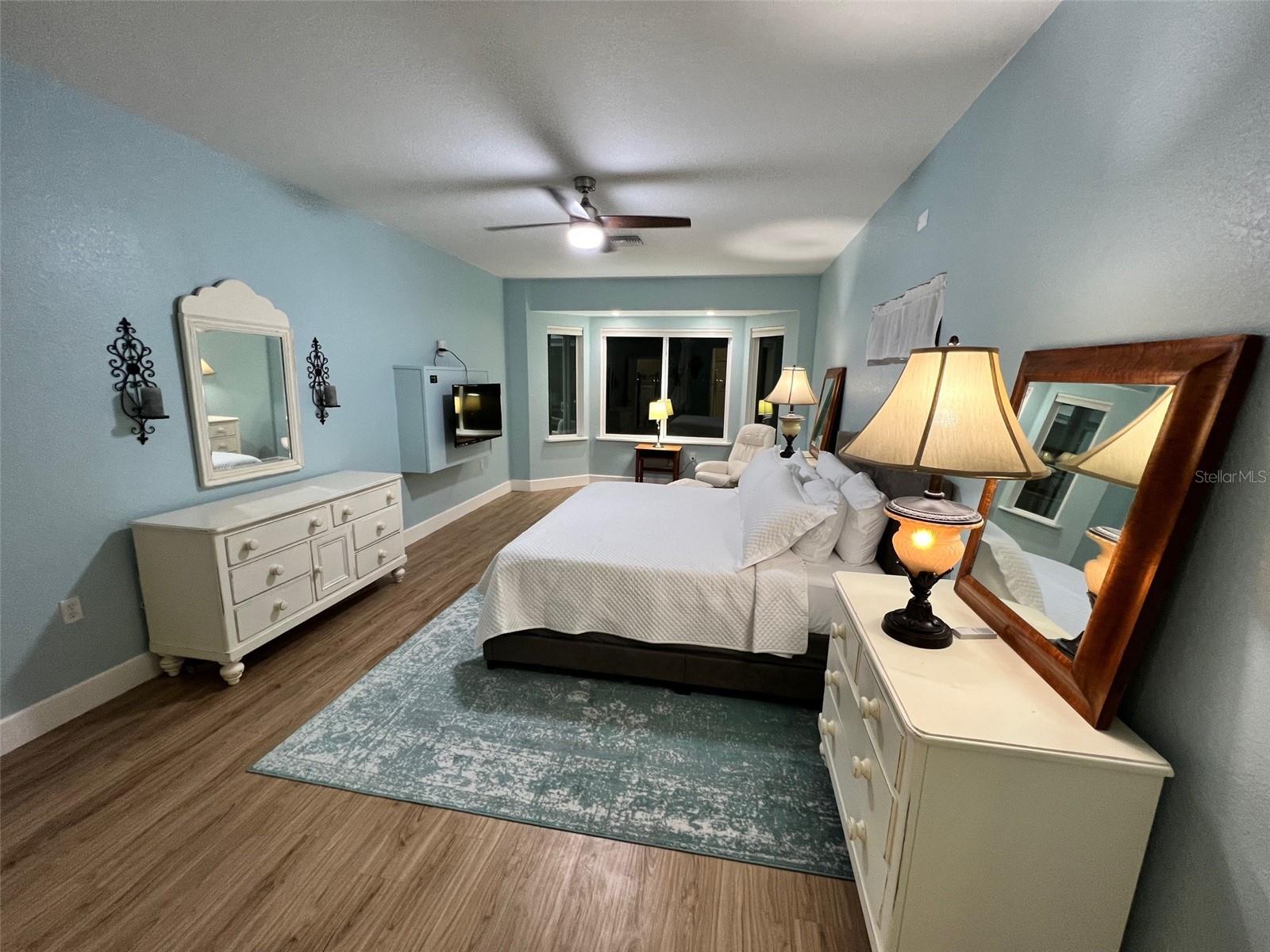 Image 5 of 7 For 9570 136th Place