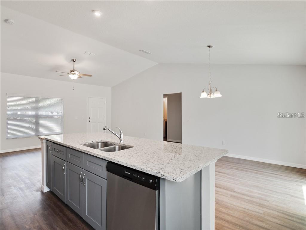 Image 6 of 22 For 17399 25th Circle